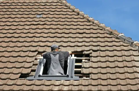 Pose de velux - Valdivienne